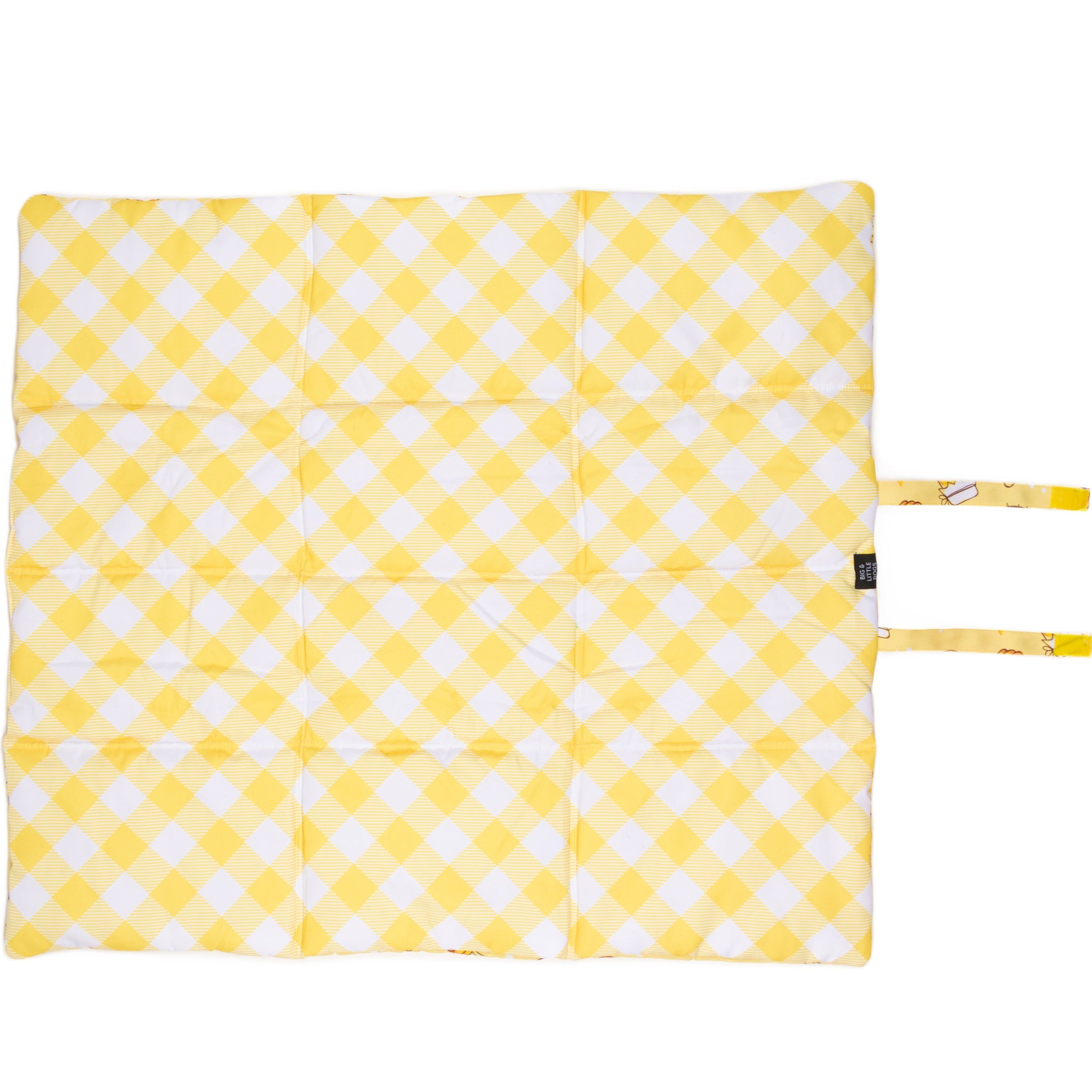 ON-THE-GO PET MAT: Bee-Hiving