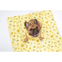 ON-THE-GO PET MAT: Bee-Hiving