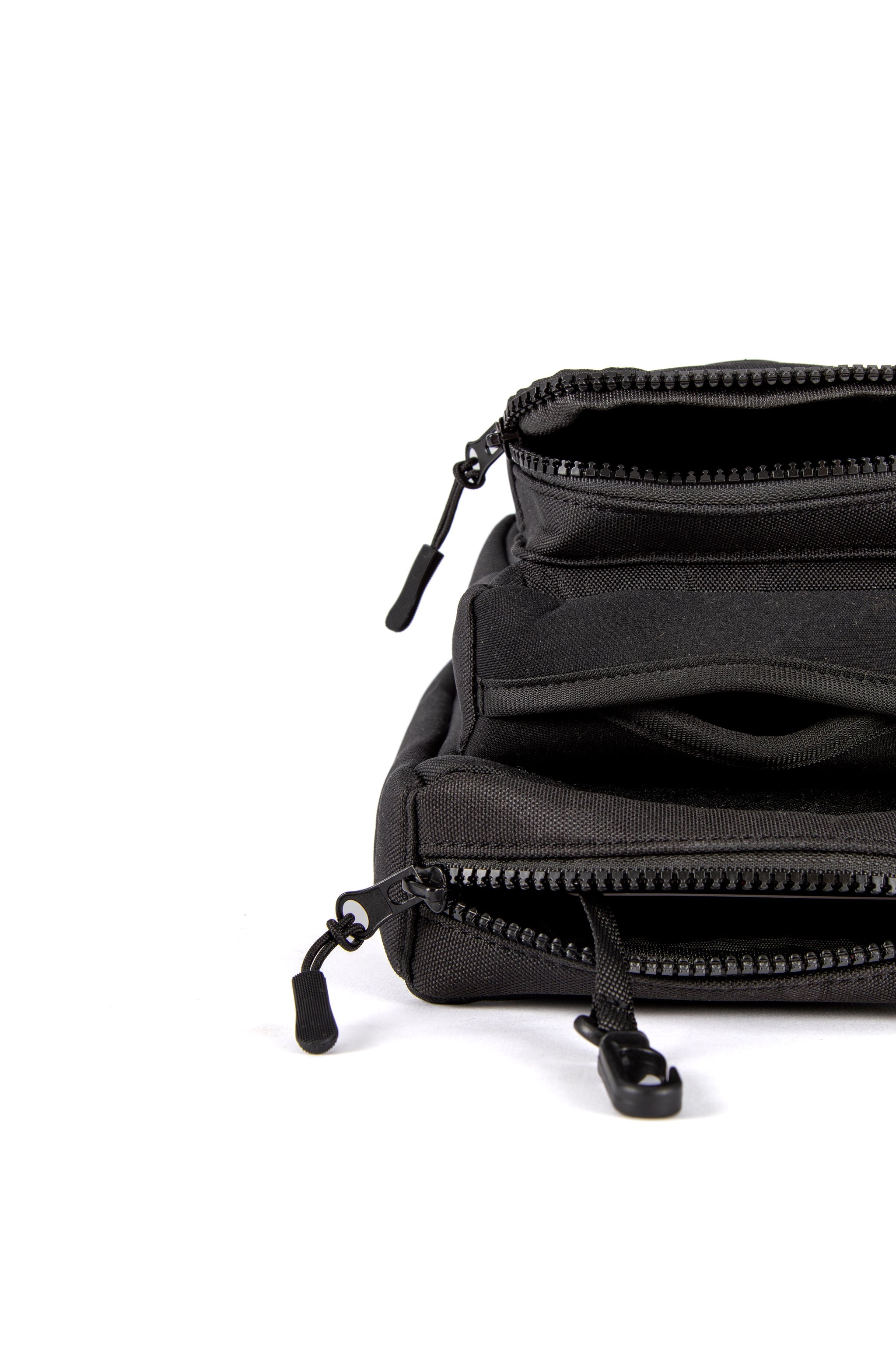 THE ULTIMATE TRAINING POUCH: Black