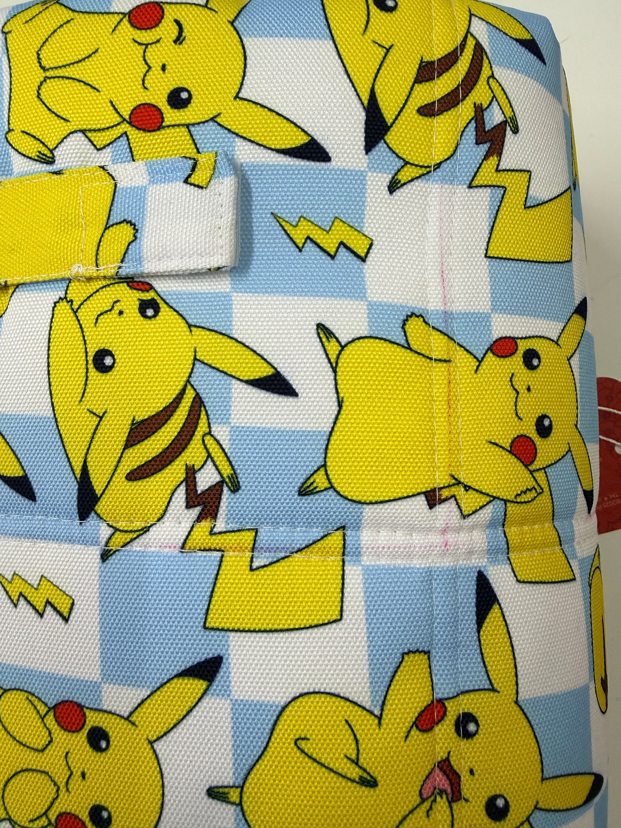ON-THE-GO PET MAT: Pokémon Collection - Pikachu {FACTORY SECONDS}