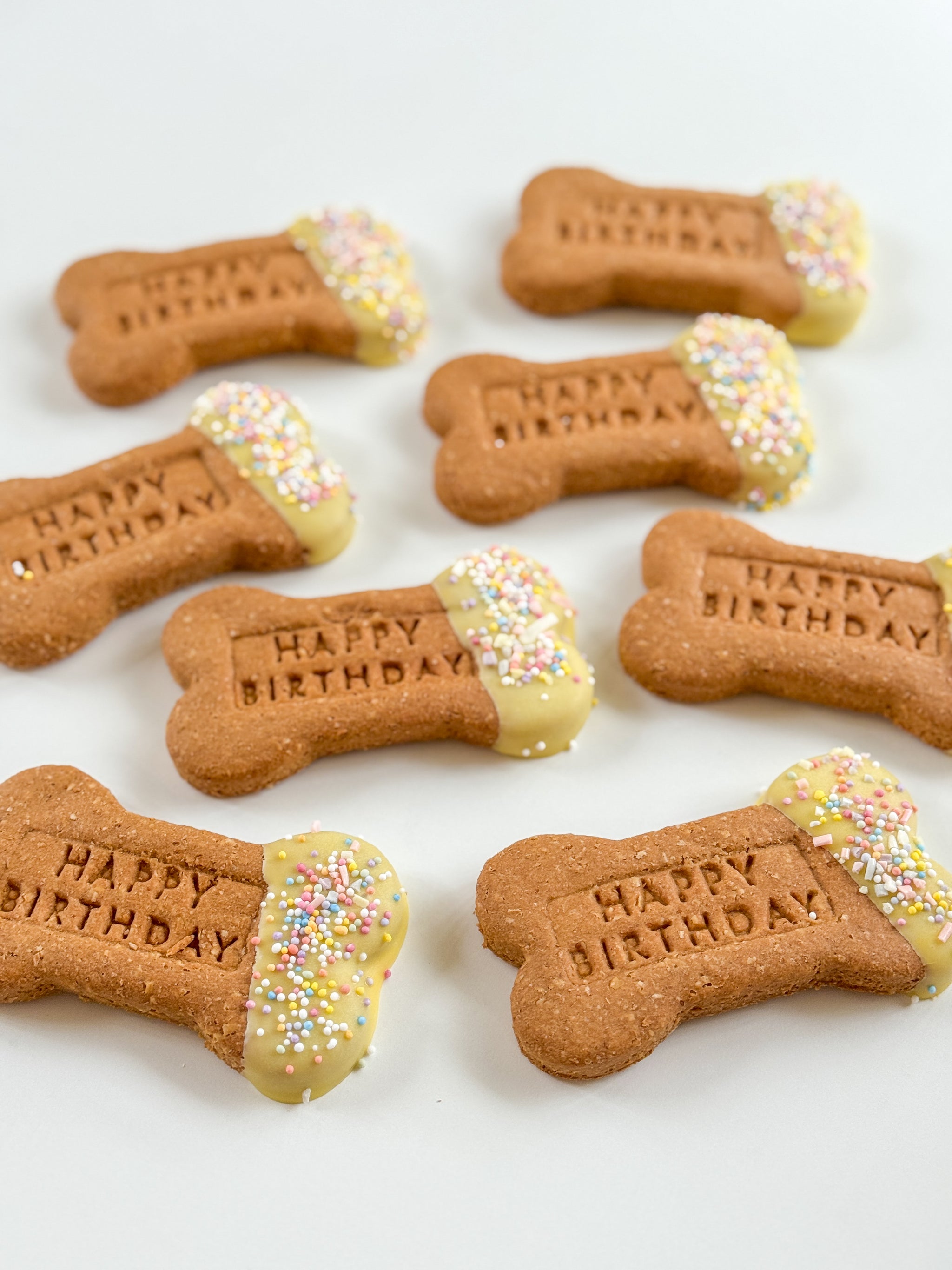 DOG TREATS | The Organic Dog Co: Jumbo Happy Birthday Bone (1 Pce)