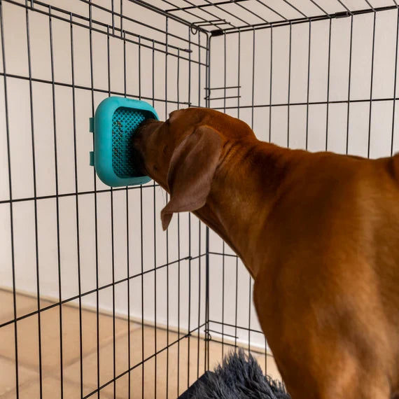 LICKIMAT: Crate Mate - Red