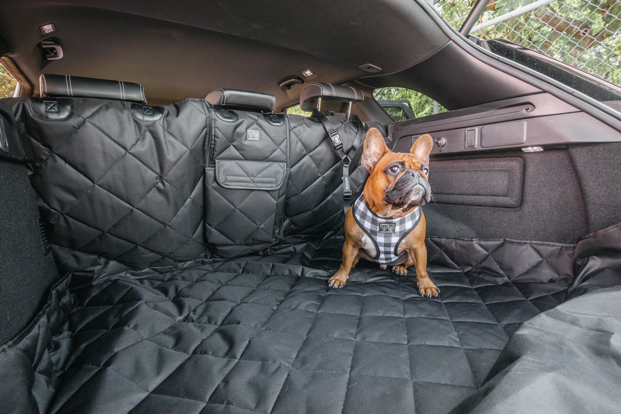 PREMIUM SUV BOOT/TRUNK COVER: Black